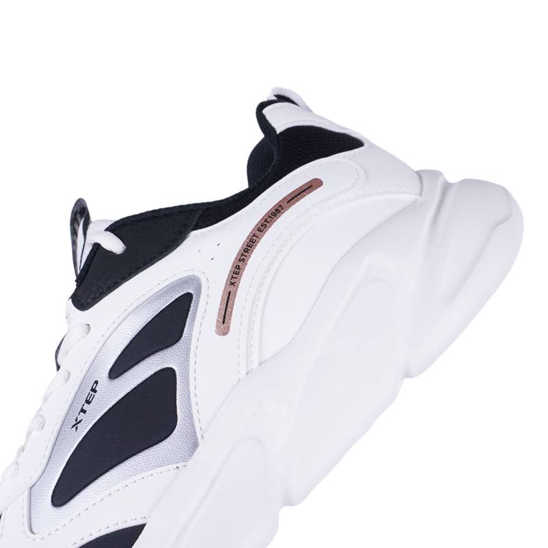 男款复古跑步休闲运动鞋