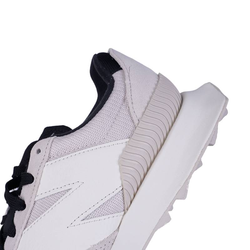 XC72系列男女休闲复古运动鞋