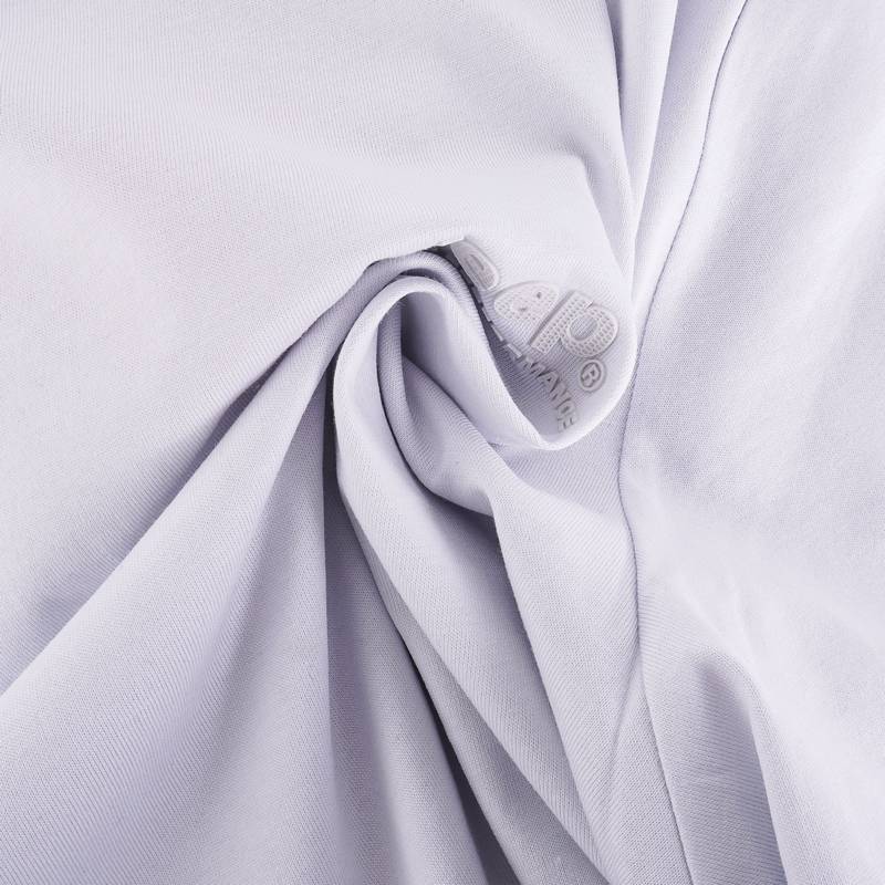 男子圆领短袖T恤