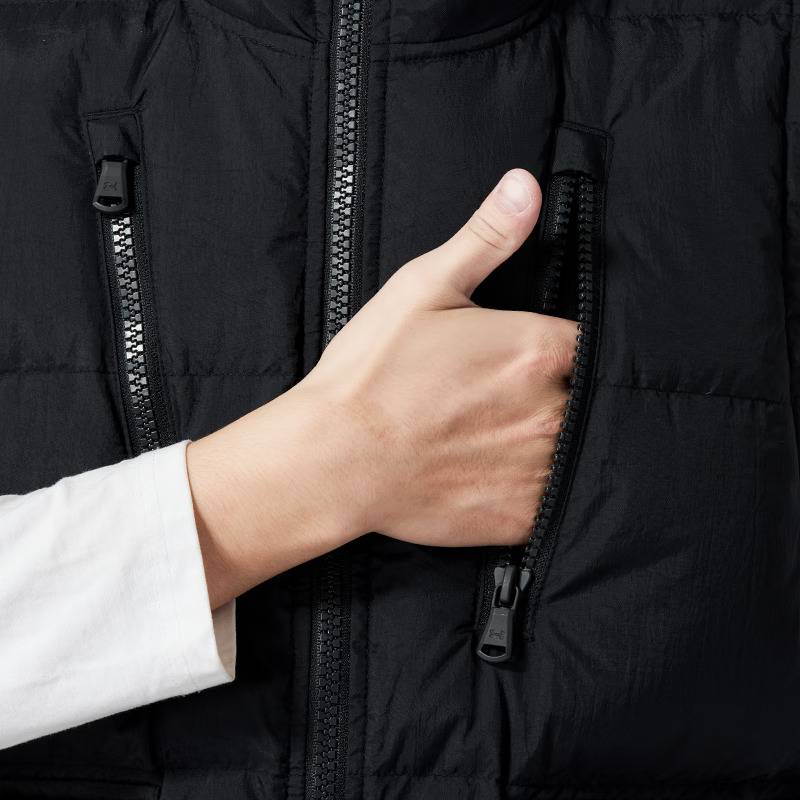 男子健身训练舒适保暖羽绒马甲