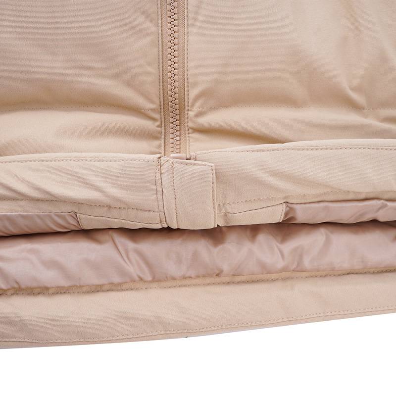 女款时尚运动休闲保暖羽绒服