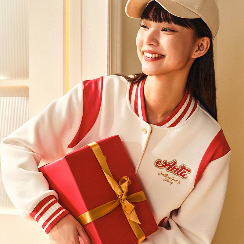 女子针织运动夹克上衣