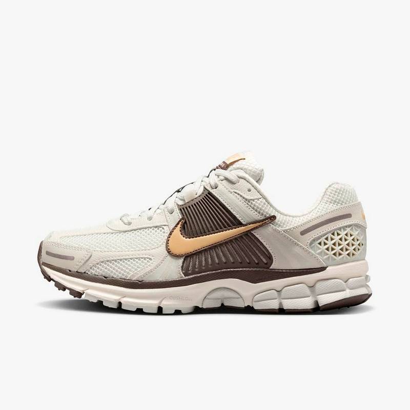 女鞋ZOOM VOMERO 5 金勾运动鞋跑步鞋HM9657-001