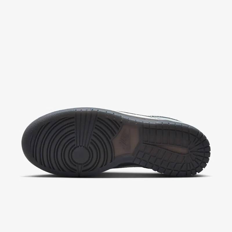 女子W NIKE DUNK LOW LX板鞋/复刻鞋HQ3462191
