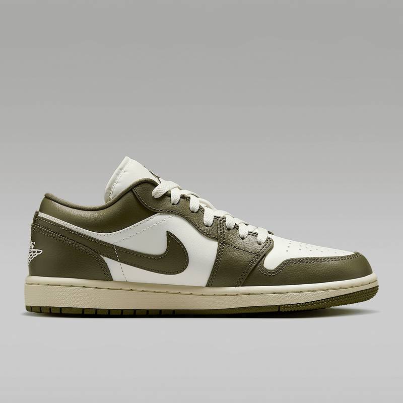 AIR JORDAN 1女士耐磨经典低帮篮球鞋DC0774-122
