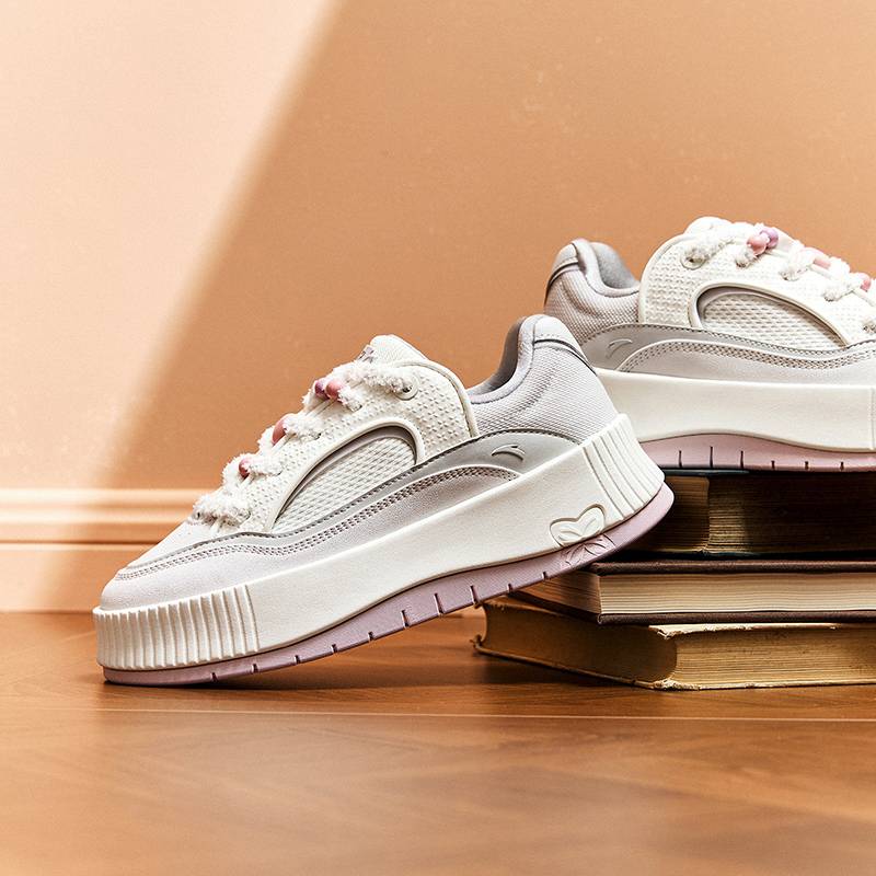 慕斯女子专属板鞋122548035-1