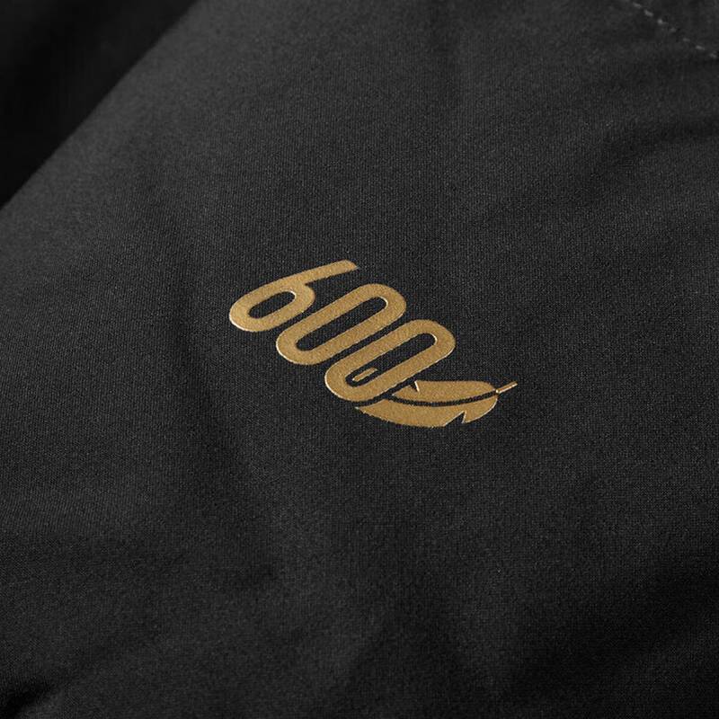 女款户外运动服防风保暖休闲夹克