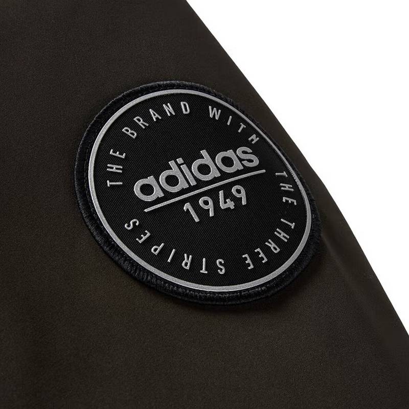 男子宽松连帽上衣时尚保暖羽绒服KB5661