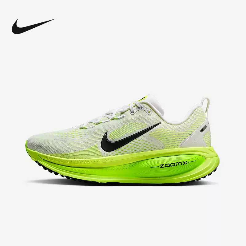 女子迈柔VOMERO 18缓震运动鞋公路跑步鞋HM6804-102