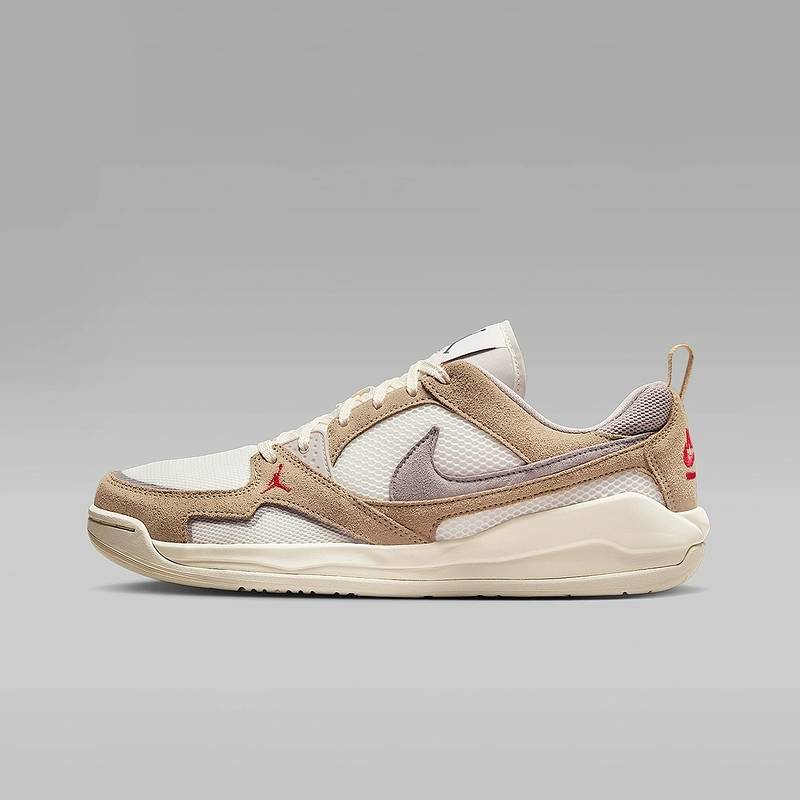 男鞋Jordan CMFT低帮复古板鞋HJ6777-102