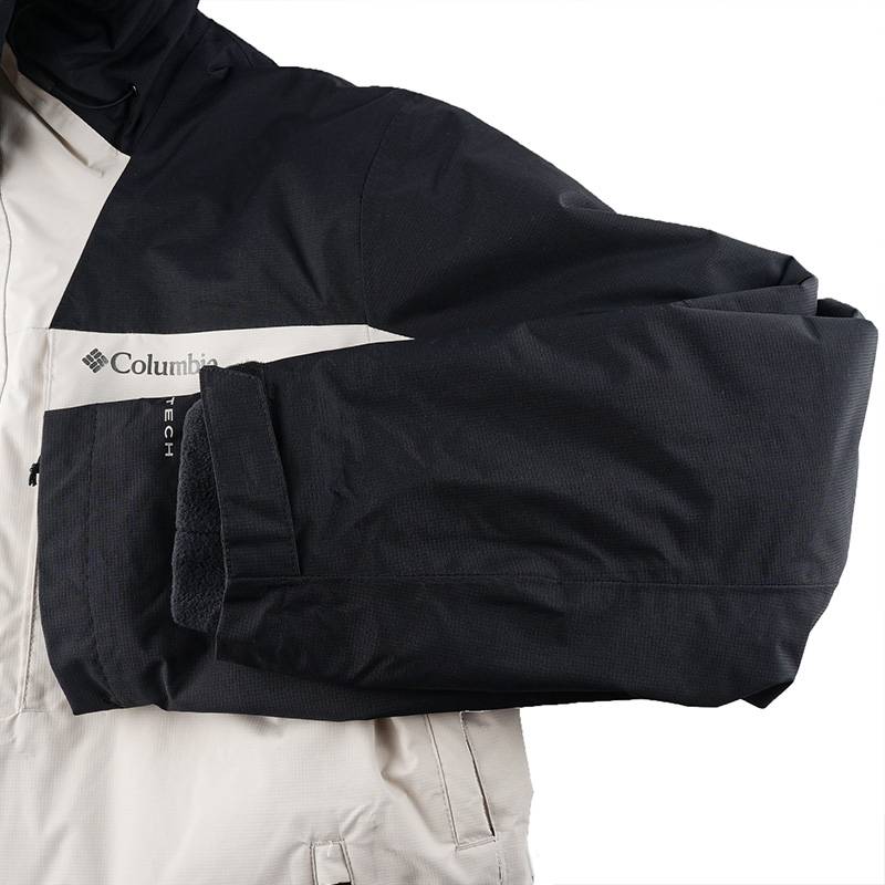 男士拼接时尚防风冲锋衣XE5220278