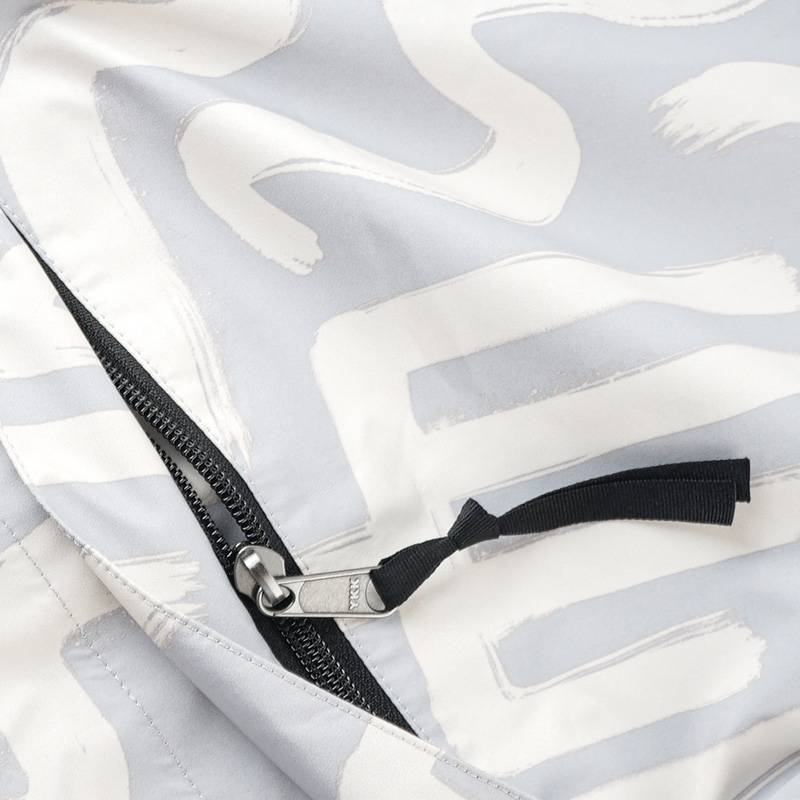 1986系列男女同款拼色防水防风连帽透气刺绣标冲锋衣夹克NF0A8AKJ8H11