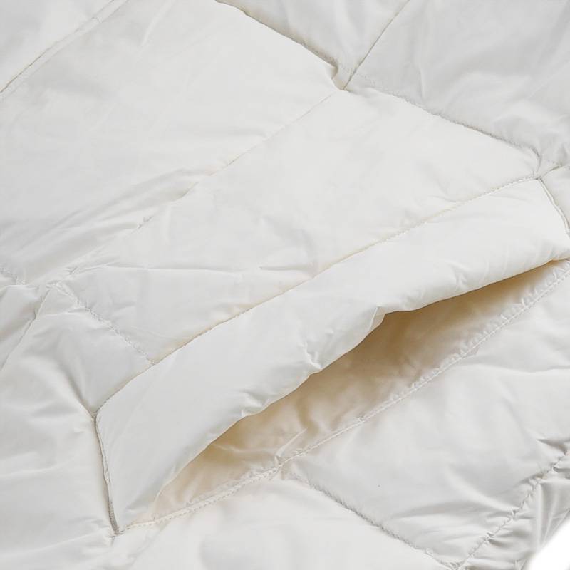 女子运动休闲羽绒服P425W134-0074