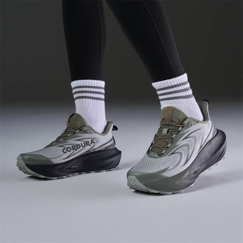 女子远征者6.0 全天候 户外越野马拉松田径长跑运动鞋XRPL010-2