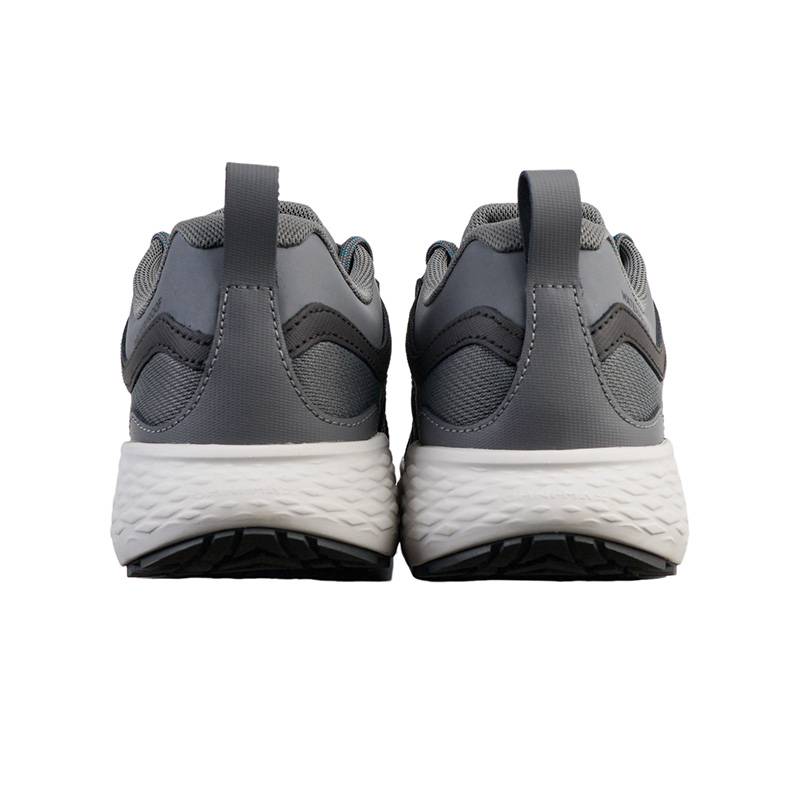 男士户外运动耐磨防滑防水登山鞋