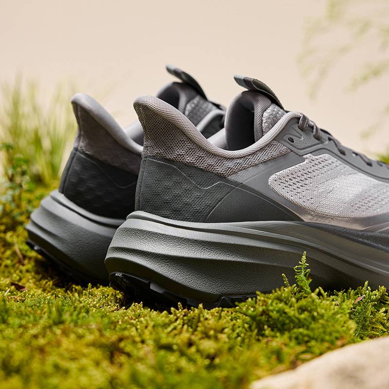 男子户外跑鞋112535590-2