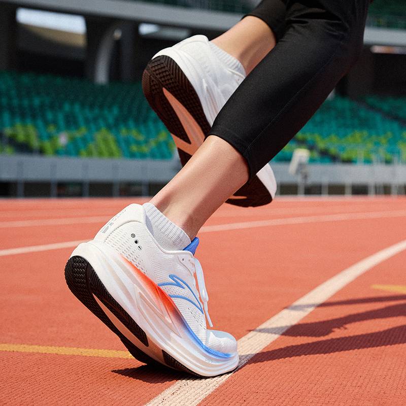 男子长距离跑鞋112535562-8