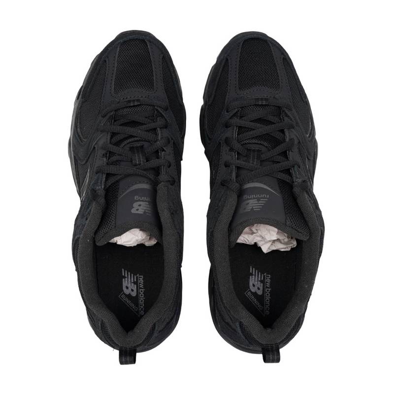 男女网面透气运动健身跑步鞋黑