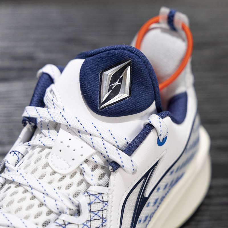 大童减震耐磨透气回弹运动实战篮球鞋YKBV068-1