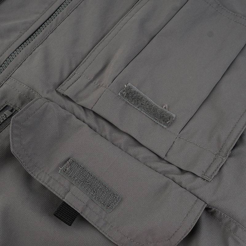 户外男子UPF50防晒运动徒步旅行夹克背心AE5185024