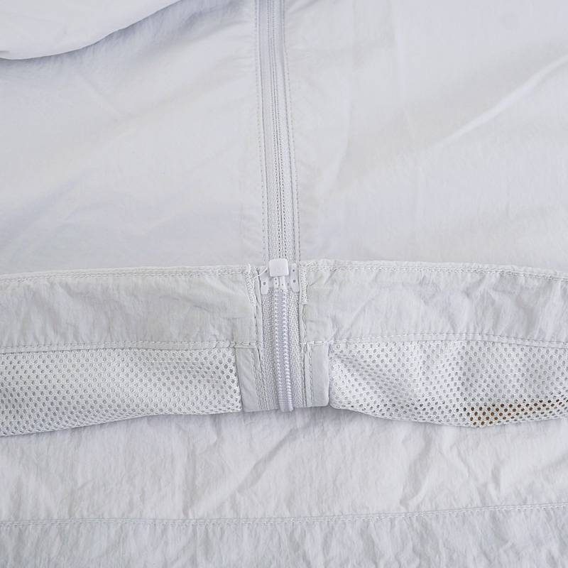 女户外防晒UPF50+轻薄连帽皮肤衣