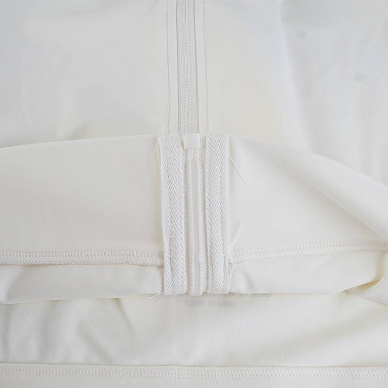 女款运动休闲针织开衫外套