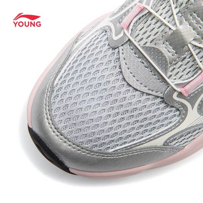 大童诺亚反光柔软回弹休闲鞋YKCW090-8