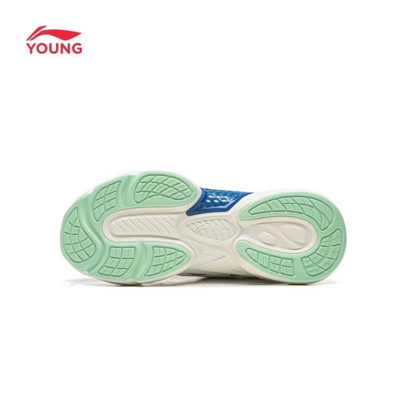 大童诺亚反光柔软回弹舒适老爹鞋YKCW090-5