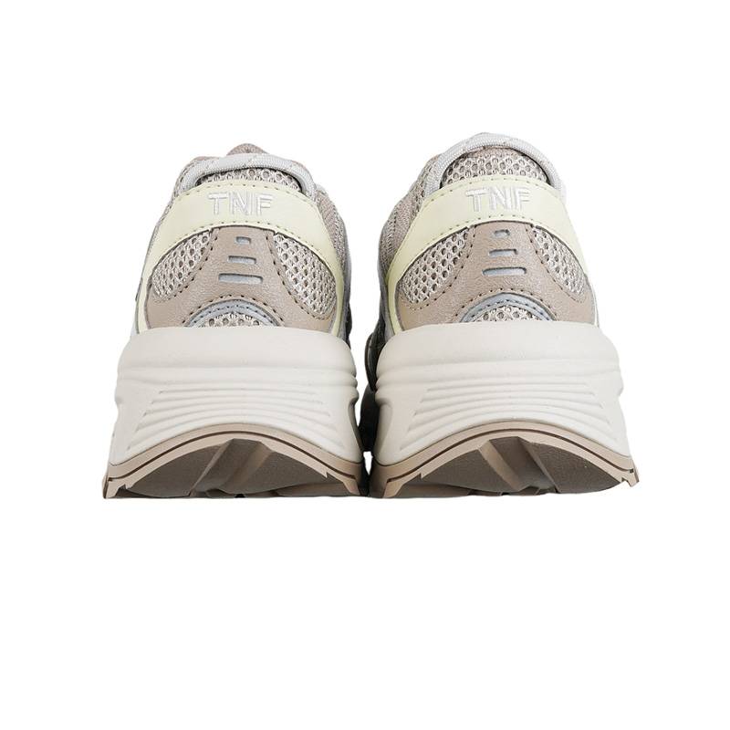 男女户外防滑耐磨徒步鞋