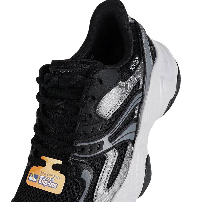 女子轻便舒适透气减震运动休闲跑步鞋117689-BLK