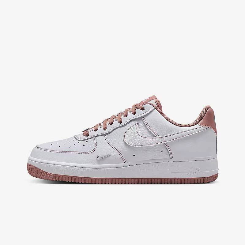 空军一号女鞋AIR FORCE 1 AFI粉白小银勾低帮板鞋IB6543-100