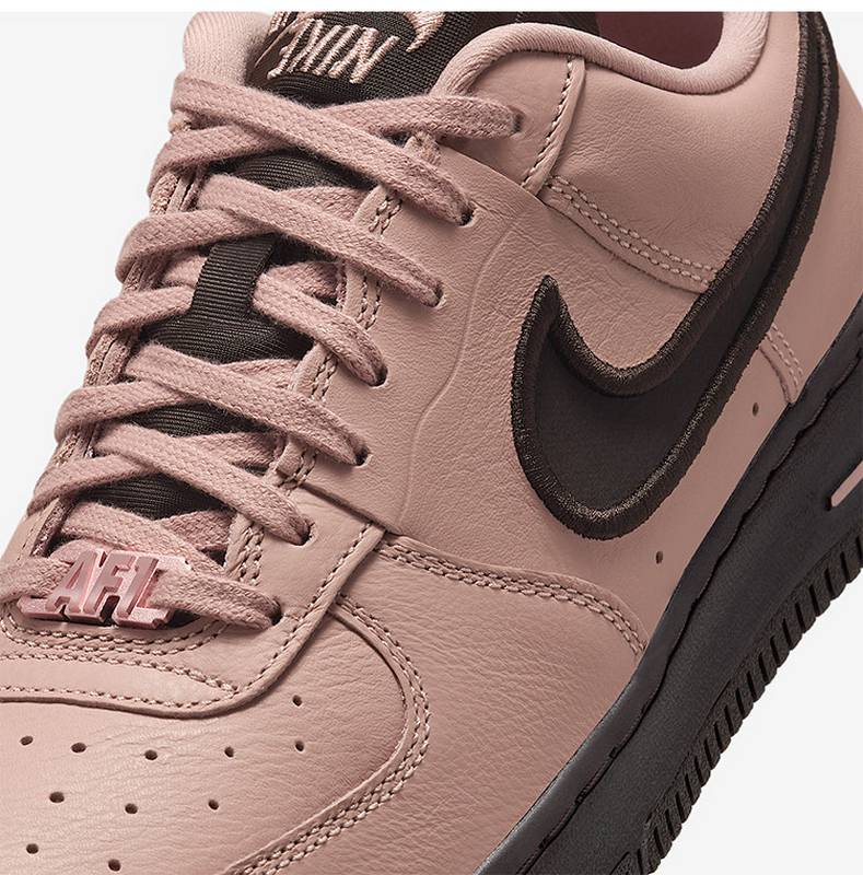 Air Force 1女士运动经典轻便休闲板鞋FJ7409-601